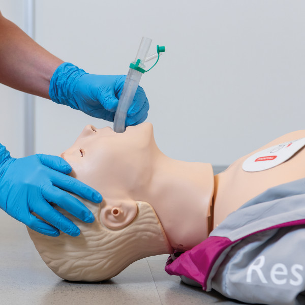 Głowa z możliwością intubacji nadgłośniowej do Resusci Anne QCPR