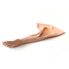 Wymienna skóra do ręki do nauki wkłuć firmy Limbs & Things