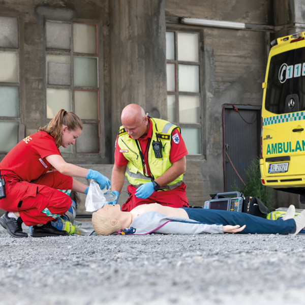 Pełnopostaciowy fantom do szkoleń ALS Resusci Anne Advanced SkillTrainer